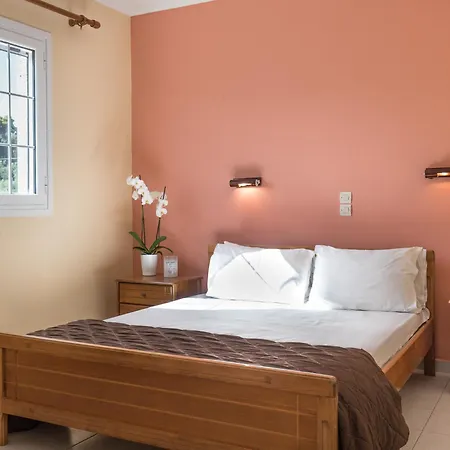 Socrates بيت ضيافة 3*