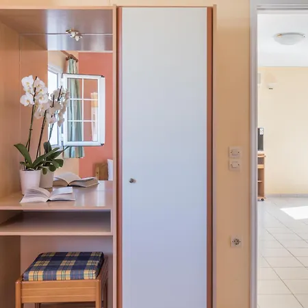 Socrates Pensionat 3*